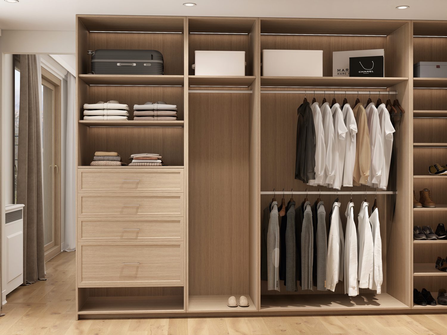 Daisy II, master walk-in closet