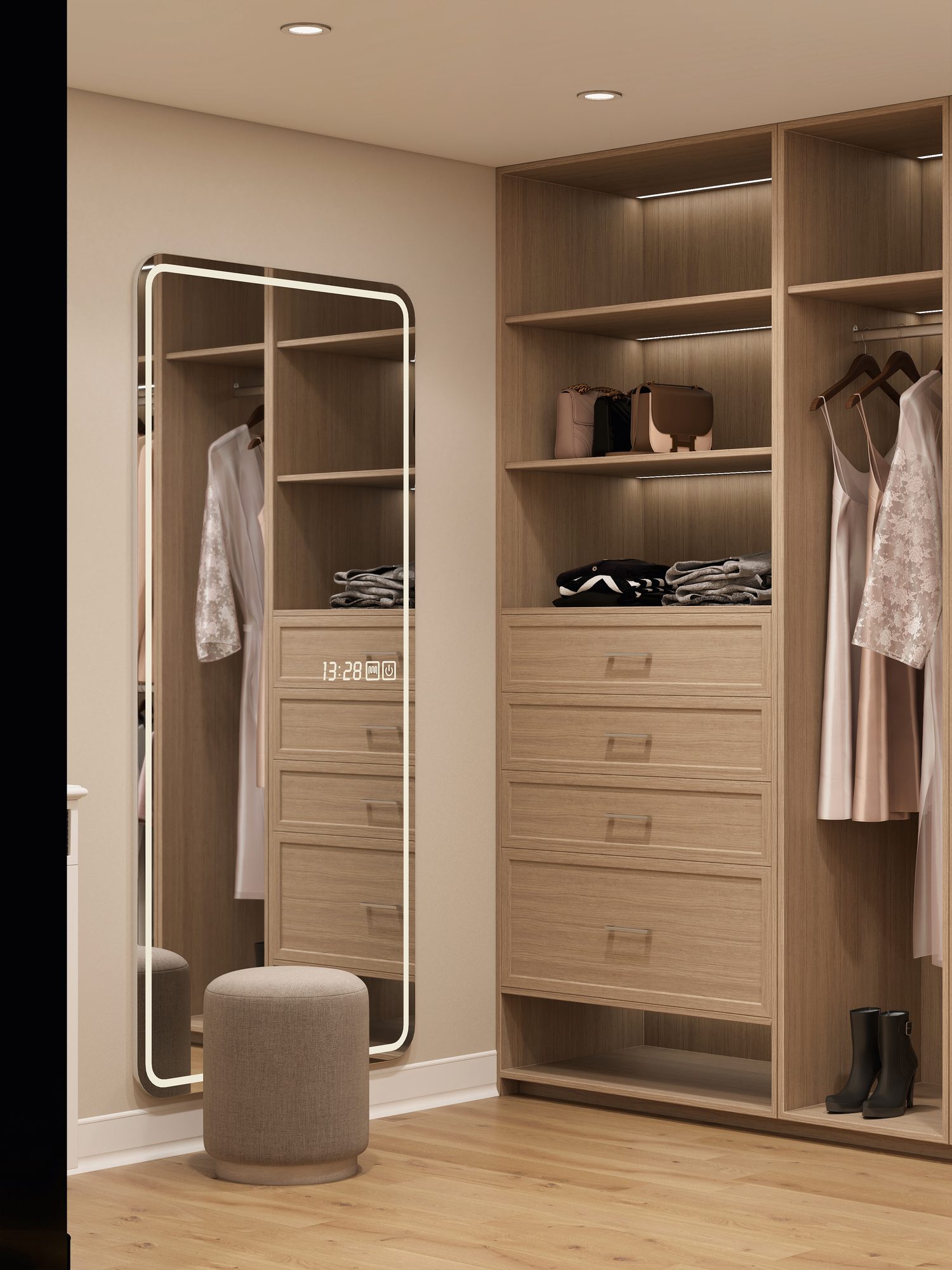 Daisy II, walk-in closet